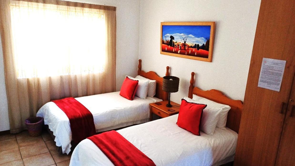 Kleinmond Panorama Holidays Exterior photo